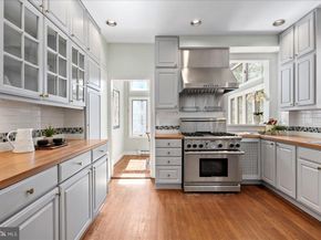 2210 Wyoming Avenue NW, Washington DC 20008