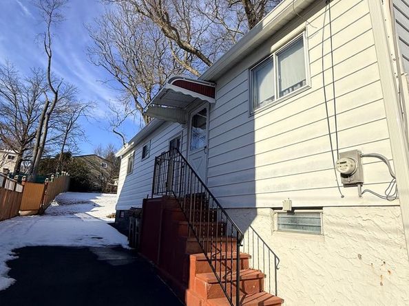 1446 Fitzwatertown Road, Willow Grove PA 19090