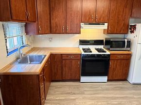 1446 Fitzwatertown Road, Willow Grove PA 19090