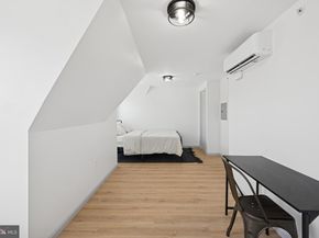 9 W Hinckley Avenue, Ridley Park PA 19078