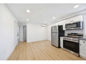 9 W Hinckley Avenue, Ridley Park PA 19078