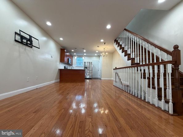 5746 N Woodstock Street, Philadelphia PA 19138