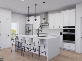 1961 Illumination Drive 8, Vienna VA 22182