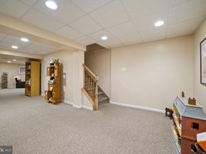 211 S Norwinden Drive, Springfield PA 19064