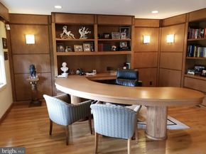 992 Sheffield Lane, Huntingdon Valley PA 19006