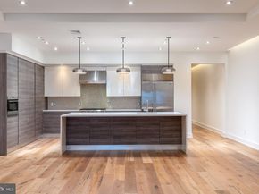 725 Chestnut Street 2, Philadelphia PA 19106