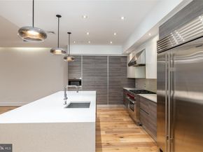 725 Chestnut Street 2, Philadelphia PA 19106