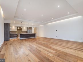 725 Chestnut Street 2, Philadelphia PA 19106