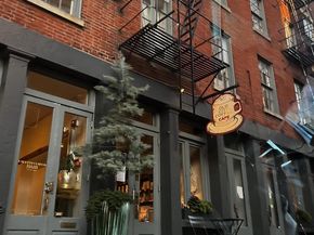 217 Church Street 2R, Philadelphia PA 19106