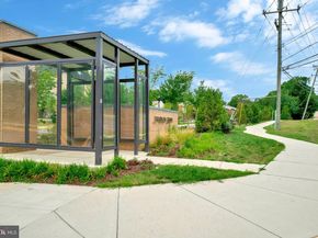 5625 Independence Circle, Alexandria VA 22312