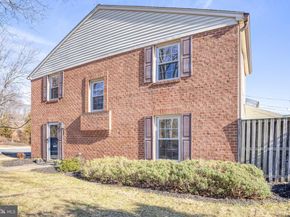 5625 Independence Circle, Alexandria VA 22312