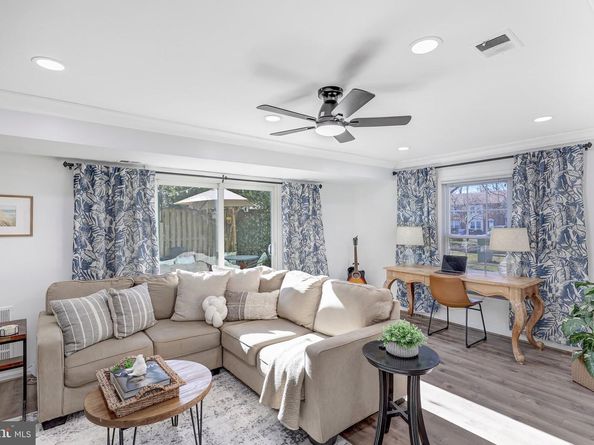 5625 Independence Circle, Alexandria VA 22312