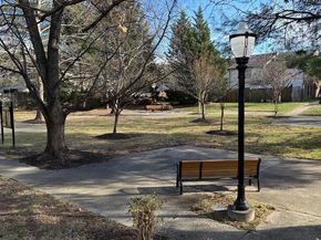 5625 Independence Circle, Alexandria VA 22312