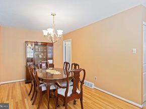 587 Wigard Avenue, Philadelphia PA 19128