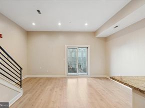 1527 Fairmount Avenue 2R, Philadelphia PA 19130