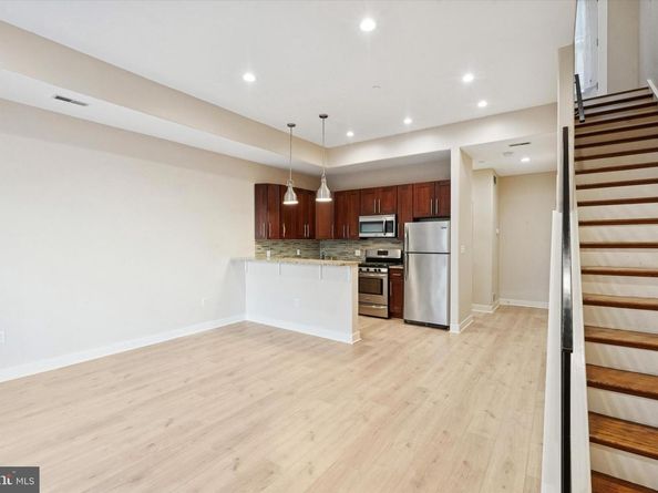 1527 Fairmount Avenue 2R, Philadelphia PA 19130