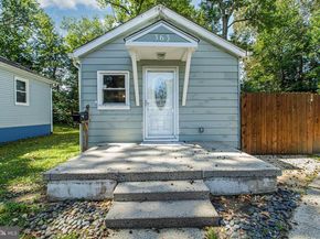 363 Hutchinson Terrace, Holmes PA 19043