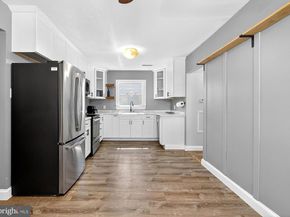 363 Hutchinson Terrace, Holmes PA 19043