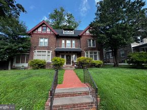 725 E Vernon Road, Philadelphia PA 19119