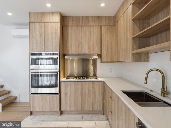 1606 N 4TH Street, Philadelphia PA 19122