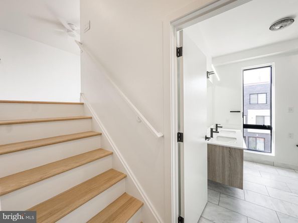 1606 N 4TH Street, Philadelphia PA 19122