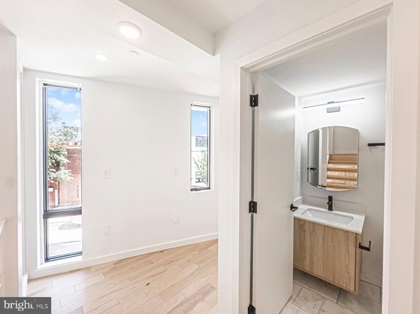 1606 N 4TH Street, Philadelphia PA 19122