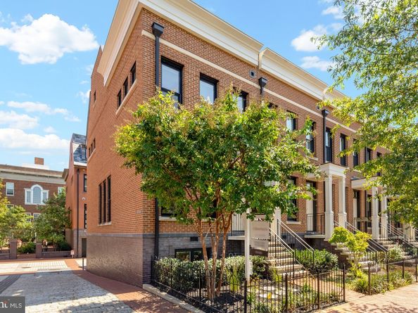 412 13TH Street SE, Washington DC 20003