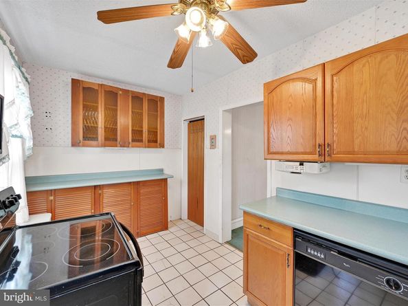 204 Chapman Avenue, Lansdowne PA 19050