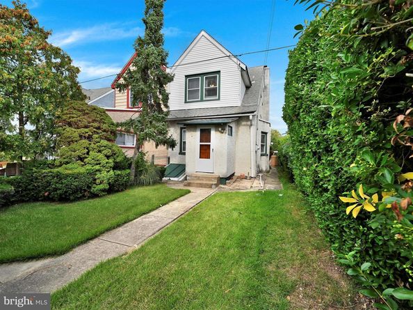 204 Chapman Avenue, Lansdowne PA 19050
