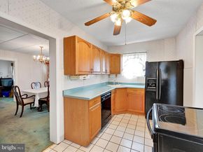 204 Chapman Avenue, Lansdowne PA 19050