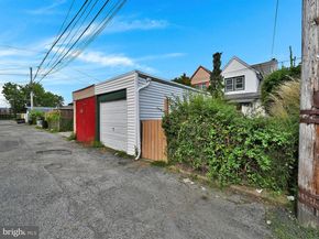 204 Chapman Avenue, Lansdowne PA 19050
