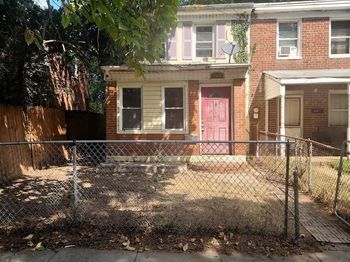 4318 Polk Street NE