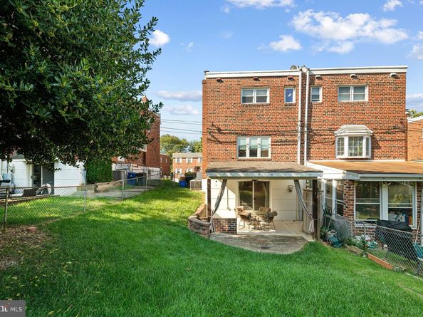 2633 Maxwell Street, Philadelphia PA 19152