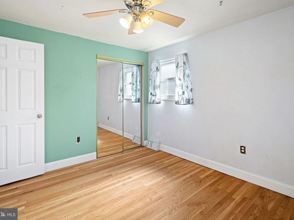 2633 Maxwell Street, Philadelphia PA 19152