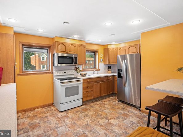 2633 Maxwell Street, Philadelphia PA 19152