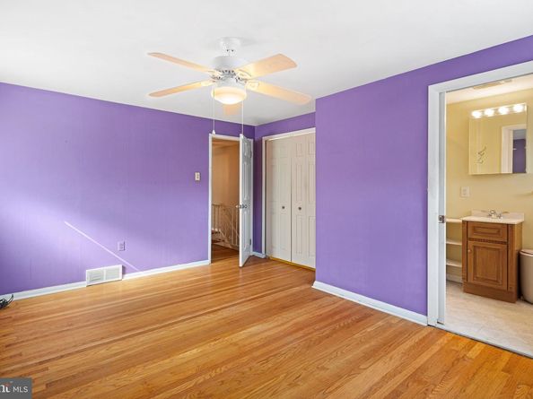 2633 Maxwell Street, Philadelphia PA 19152