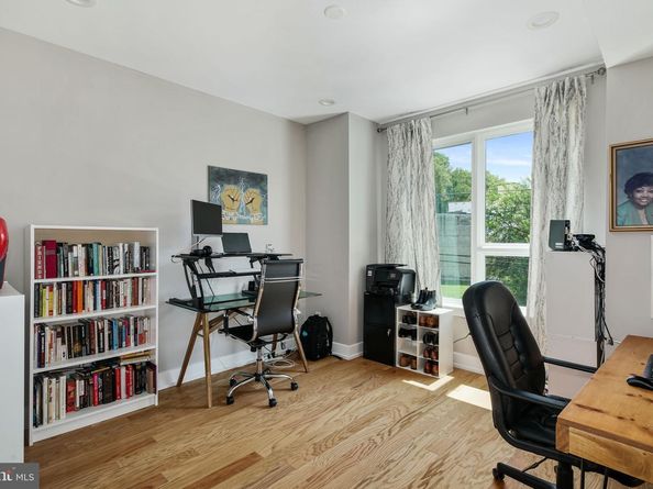 2711 W Jefferson Street 2, Philadelphia PA 19121