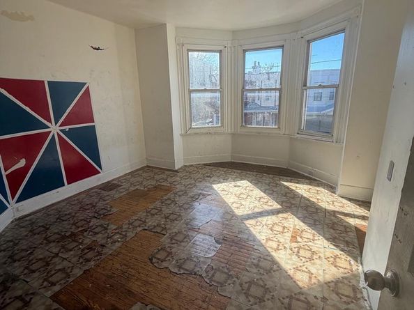 2011 E Cambria Street, Philadelphia PA 19134