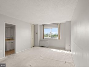 1225 Martha Custis Drive 819, Alexandria VA 22302