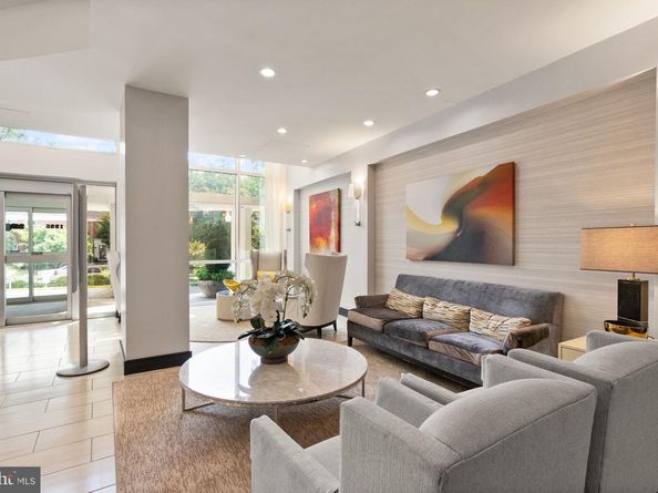 1225 Martha Custis Drive 819, Alexandria VA 22302