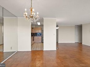 1225 Martha Custis Drive 819, Alexandria VA 22302