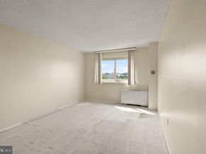 1225 Martha Custis Drive 819, Alexandria VA 22302