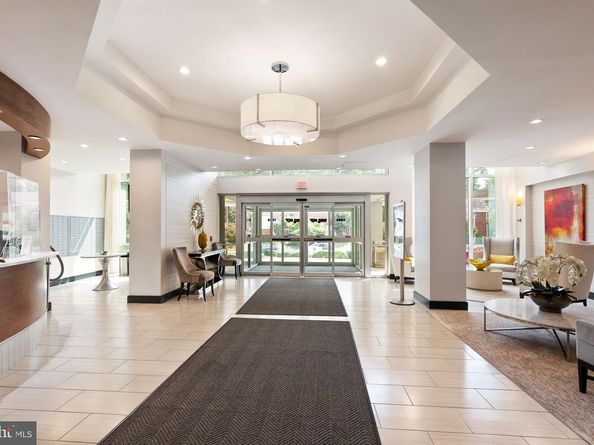 1225 Martha Custis Drive 819, Alexandria VA 22302