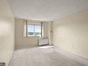 1225 Martha Custis Drive 819, Alexandria VA 22302