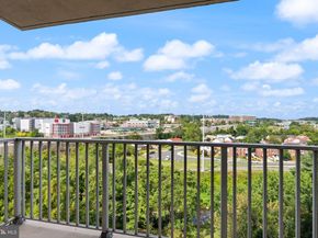 1225 Martha Custis Drive 819, Alexandria VA 22302