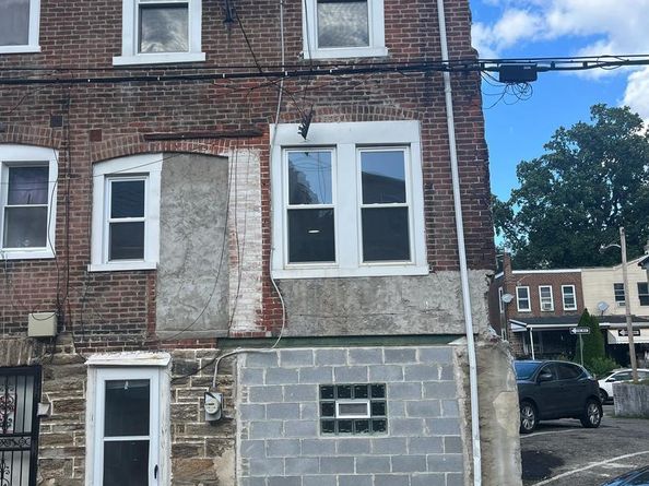 4634 Fernhill Road, Philadelphia PA 19144