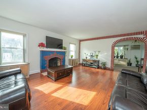 7201 Wayne Avenue, Upper Darby PA 19082