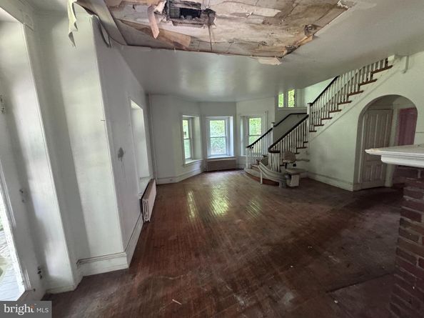 135 S Lansdowne Avenue, Lansdowne PA 19050