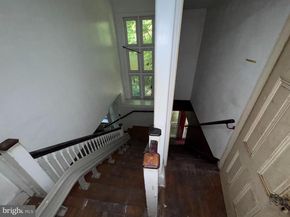 135 S Lansdowne Avenue, Lansdowne PA 19050