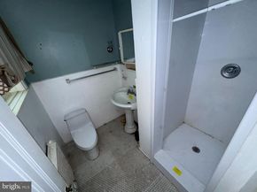 135 S Lansdowne Avenue, Lansdowne PA 19050